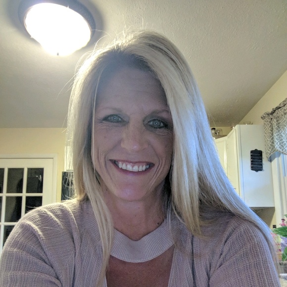 Meet your Posher, Joyce - Picture 1 of 1